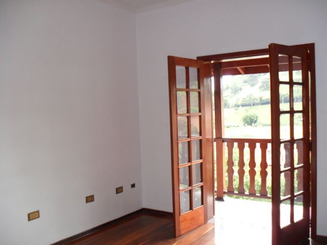 0 para Casas - Venda em Campos do Jordão